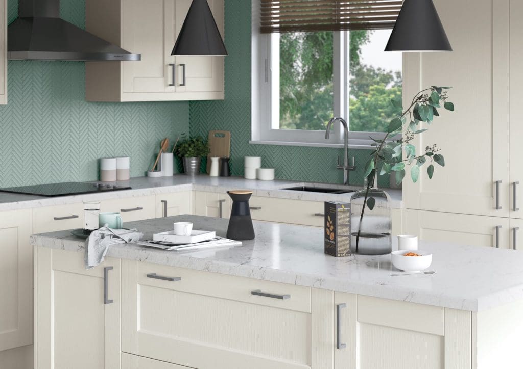 Kensington Porcelain Cameo 3 Rgb | Aristocraft Kitchens